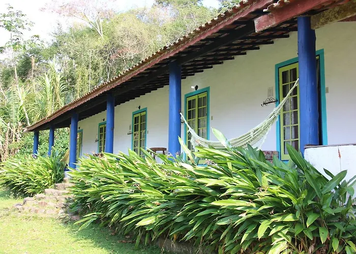 Mamangua Beach Hostel Paraty